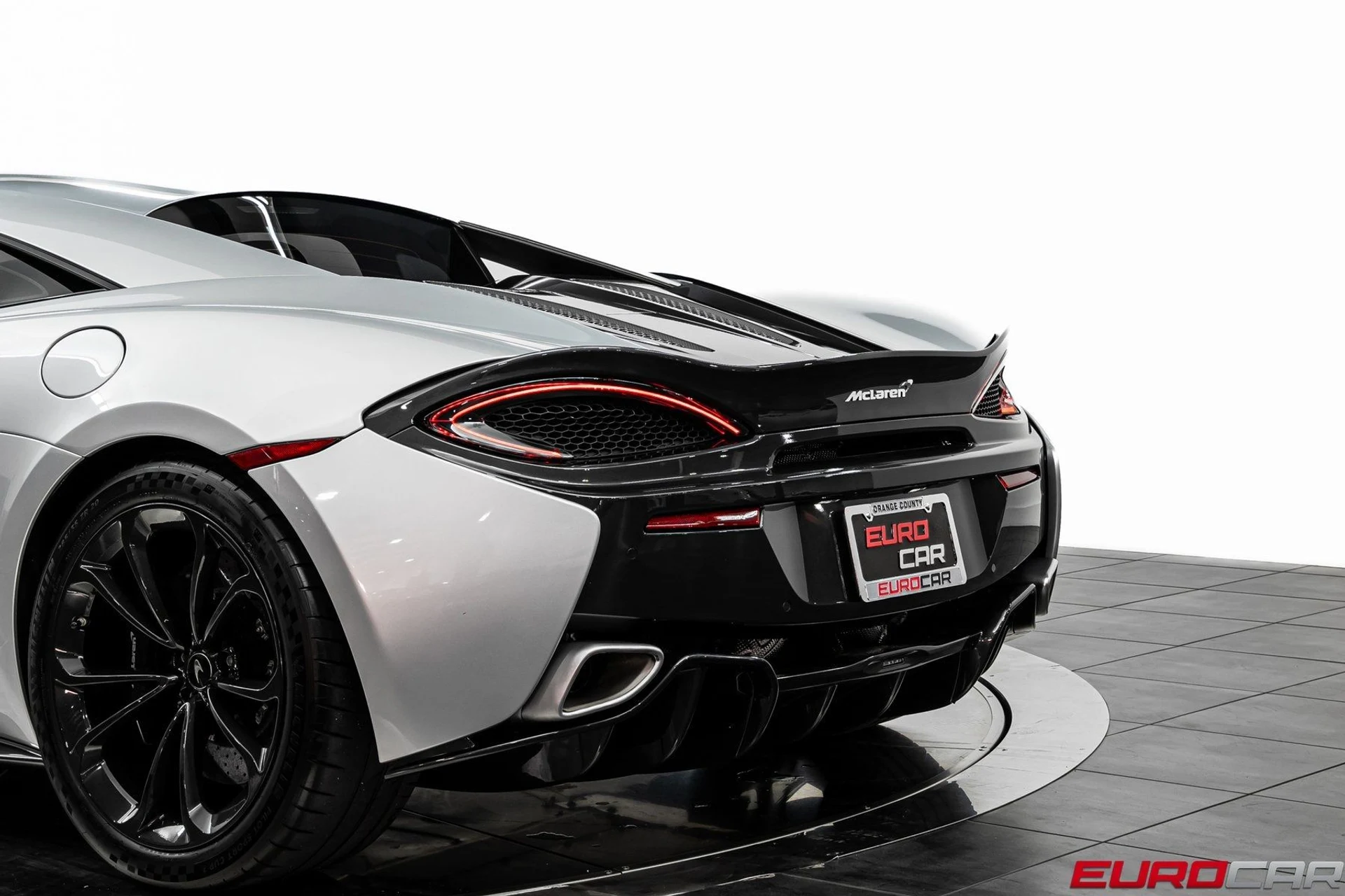 mph015_2883075363_image_16_a18ac59c09