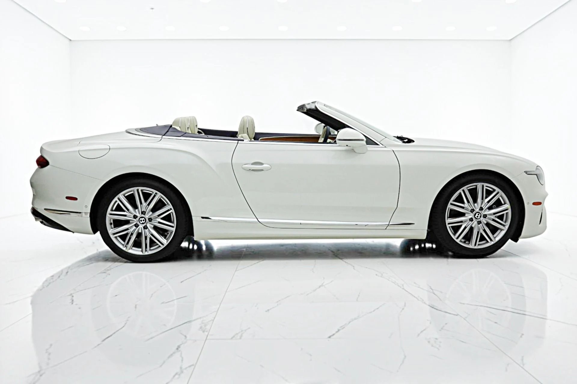 mph015_288988145_New_2026_Bentley_Continental_GTC_90a39b6b73