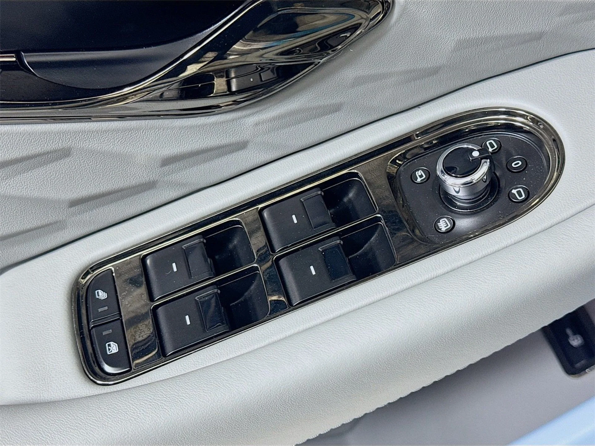 mph015_2894143966_65b872fd44361e410b8e974ada7b98b9x_c15771e61d