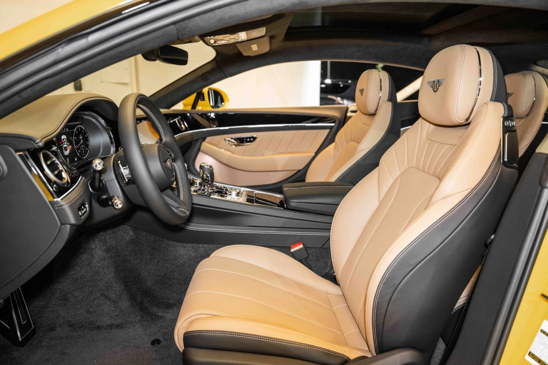 mph015_2896607585_Used_2024_Bentley_Continental_GT_Edition_8_1720282955_63406f9ece