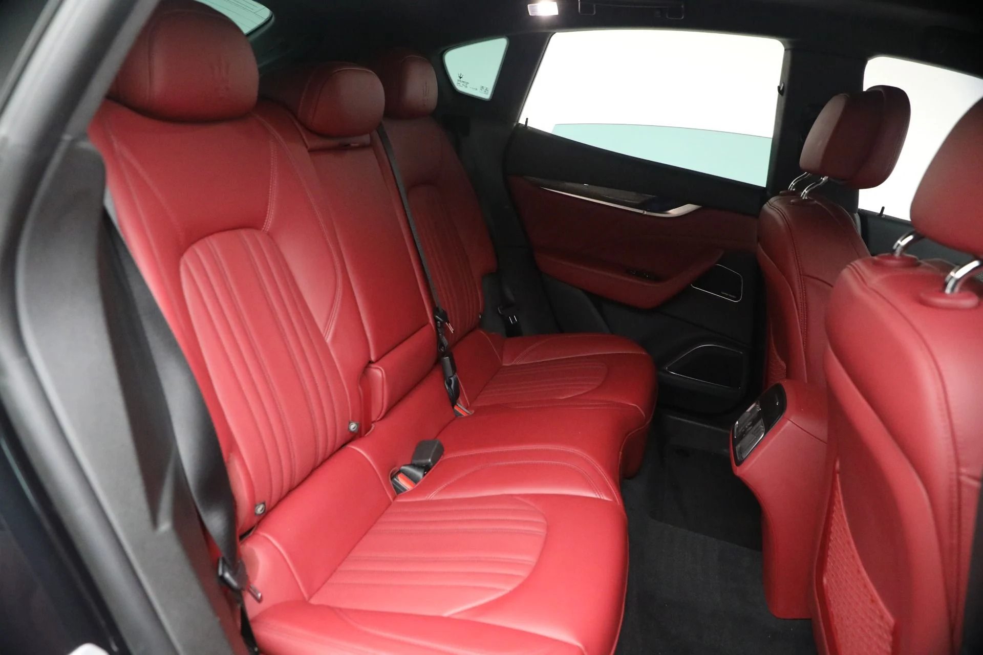 mph015_2896661440_Used_2023_Maserati_Levante_GT_1772121424_c25b3ebd0a