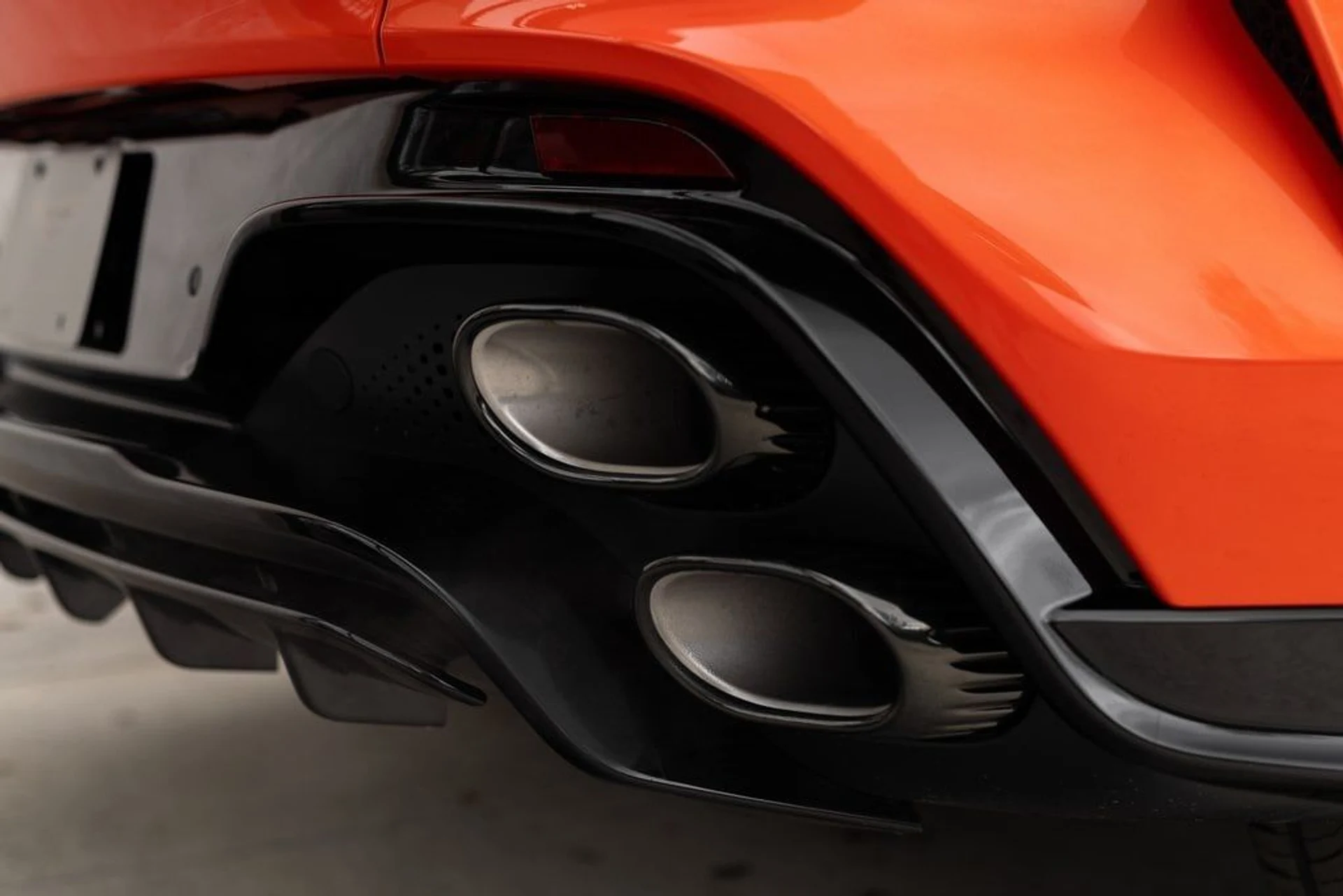 mph015_2896952028_c33e3d590eea179004f897c5be991d52x_5387e04b24