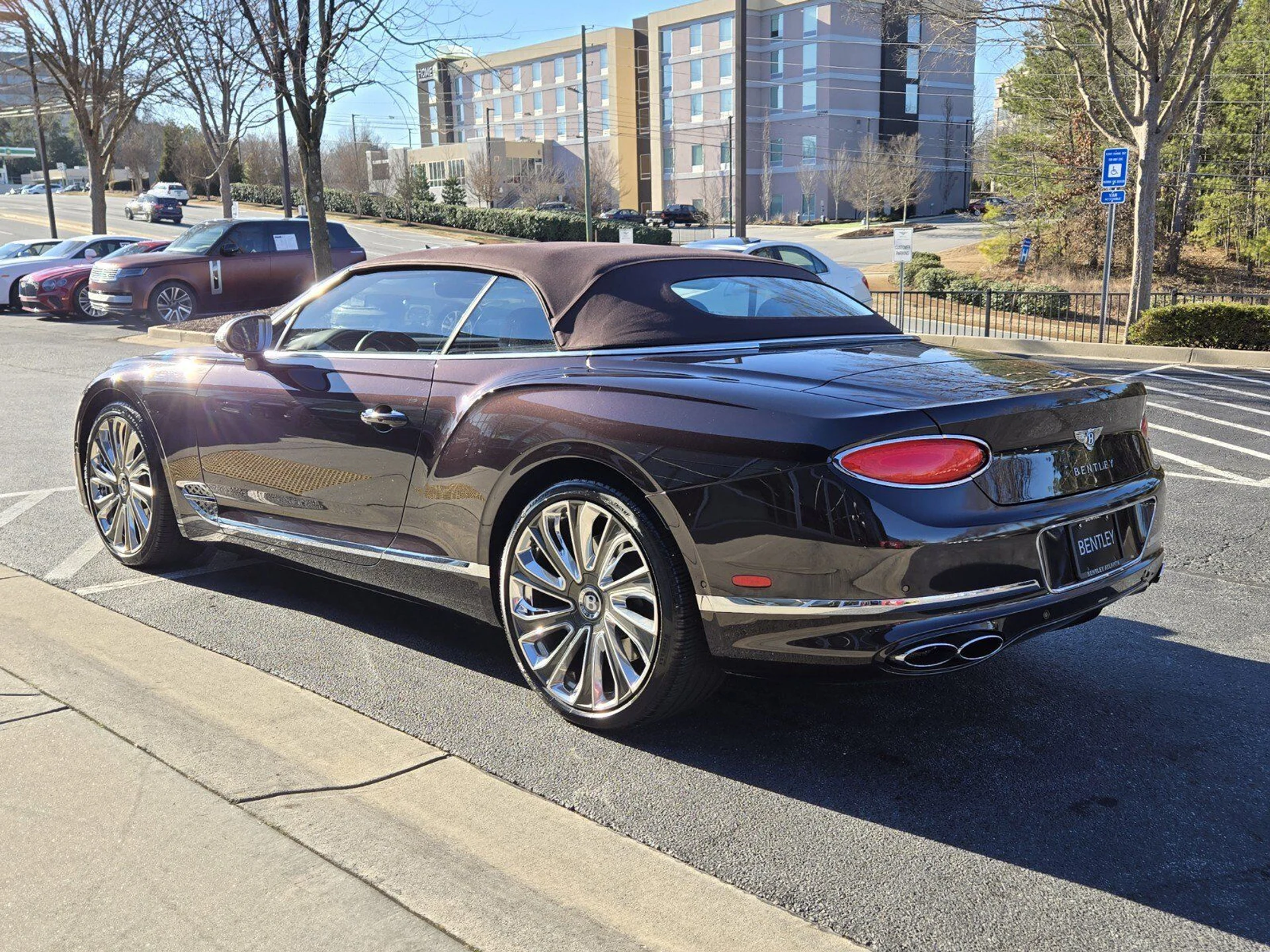 mph015_2897113302_fc5a0e58ba4cb8dbcb364601c2407965x_64b70a6192