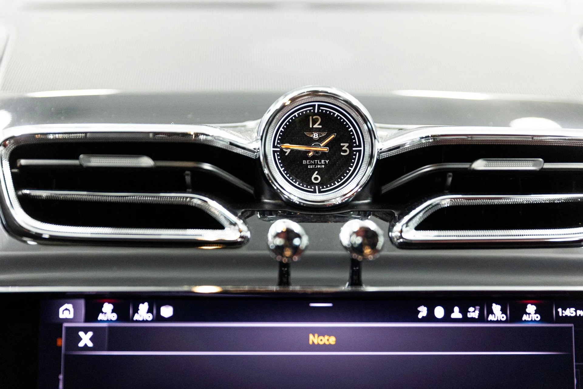 mph015_290431948_c9f9121ce48cf12770b4867b0003ac77x_3688987a56