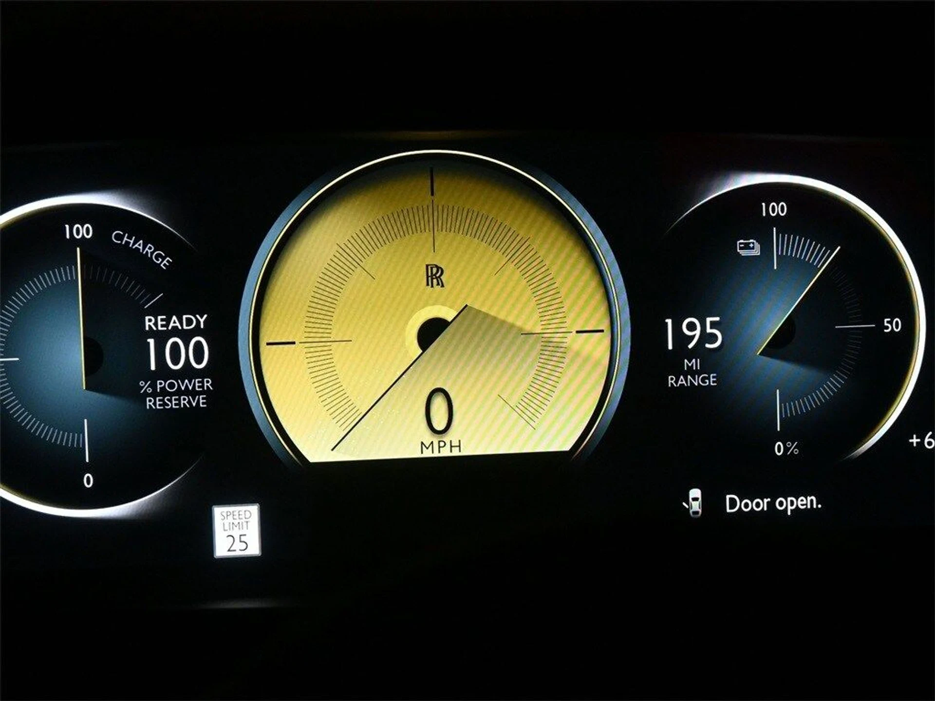 mph015_290843337_d8b80bc7c5db8e8bfaee1f0740fbba9fx_7680233a9f