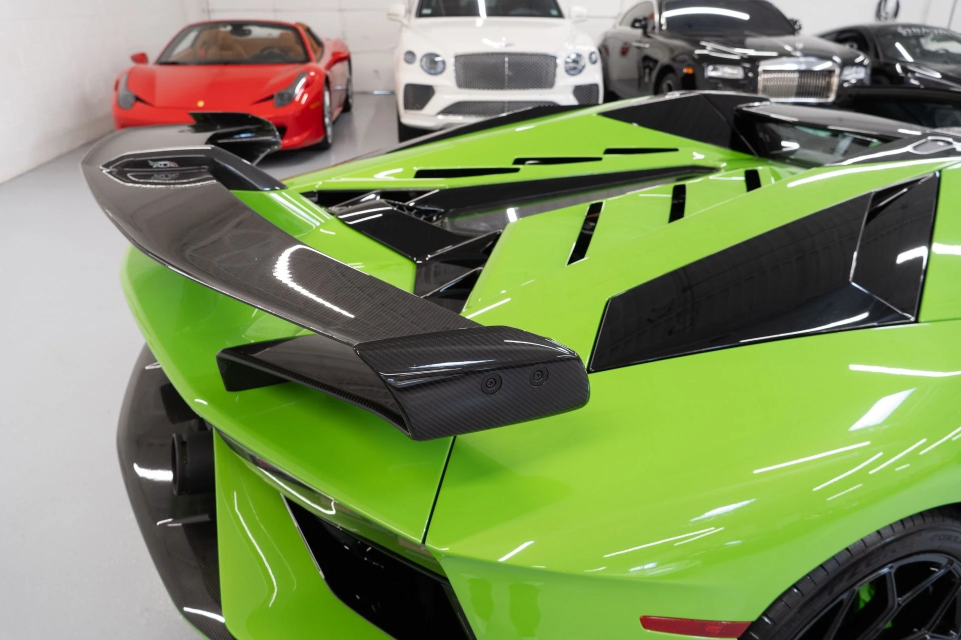 mph015_2912709012_Used_2021_Lamborghini_Aventador_LP_770_4_SVJ_1753475139_2bbf1fd75f
