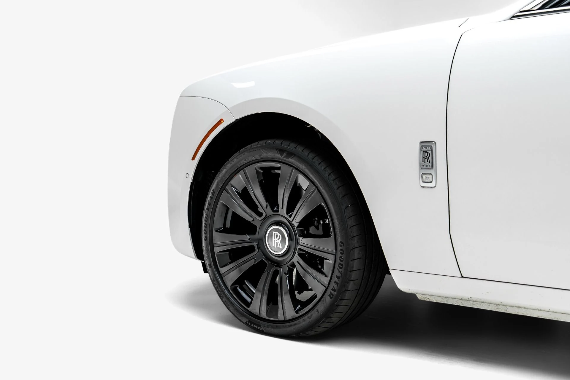 mph015_2914885430_Used_2022_Rolls_Royce_Ghost_1784162756_79836c8d5d