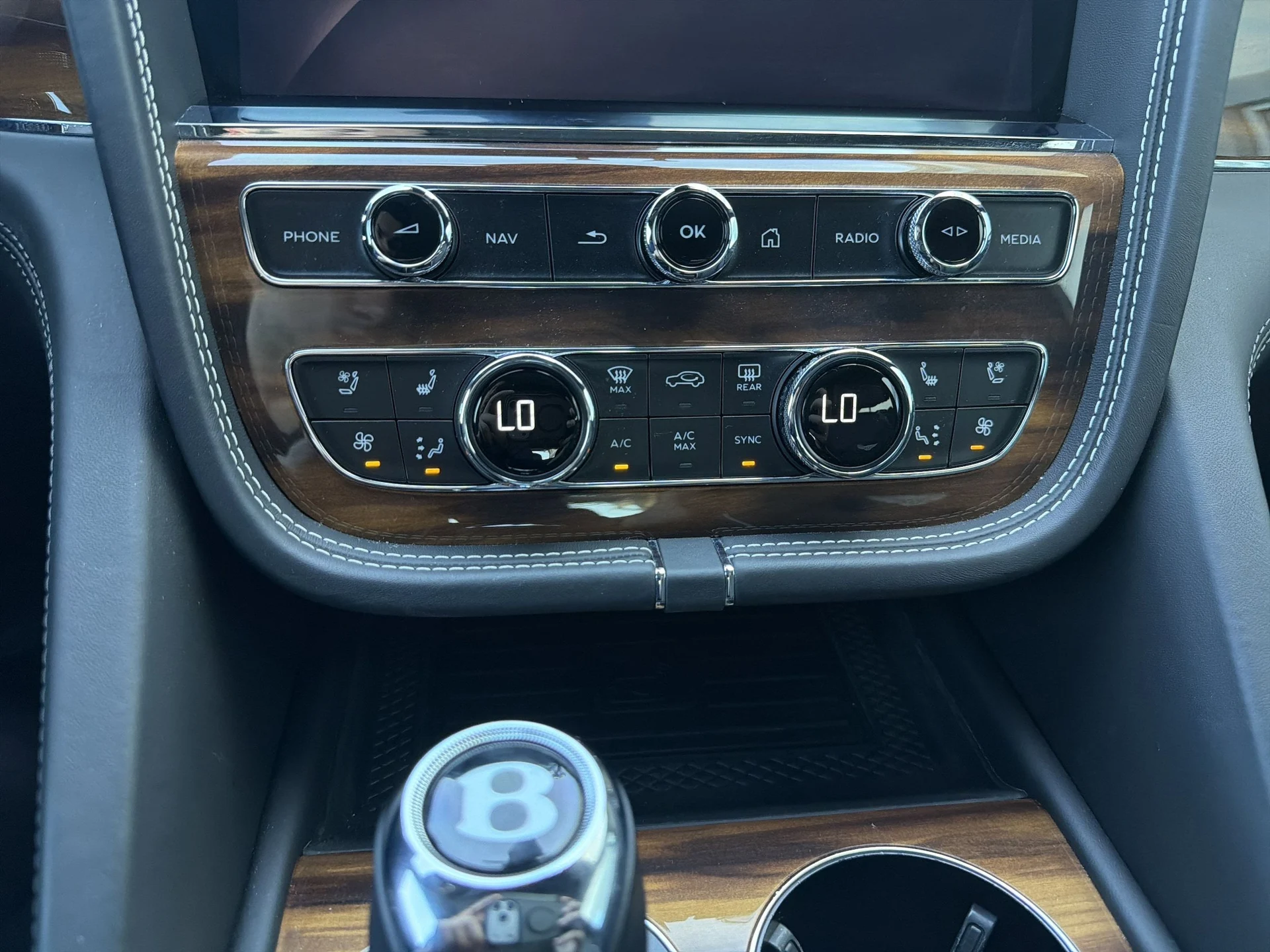 mph015_2927551529_678278ab87ac99c2428aaf904675a76dx_0968528d80