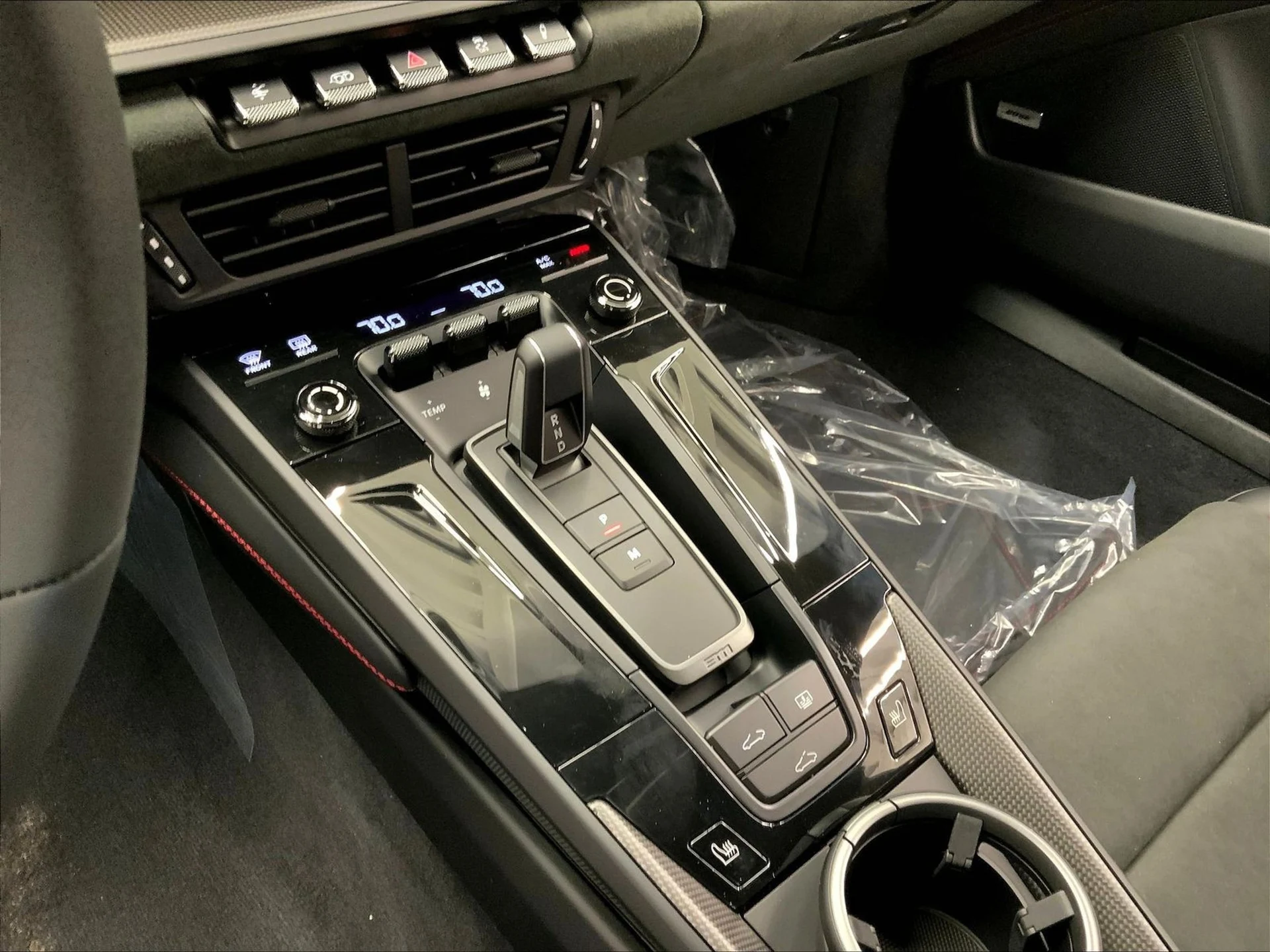 mph015_2928233814_ae5840b90a49a4318578e65e99592716x_de20e30dbb