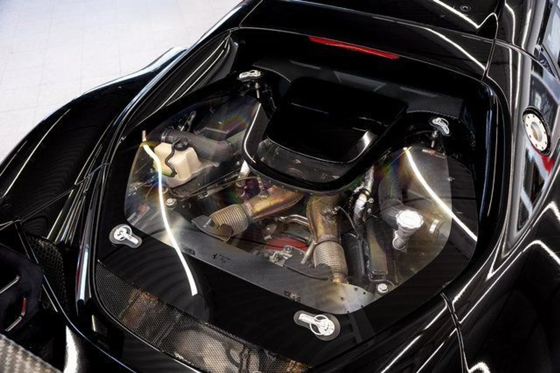 mph015_2930064511_fd42d256568e875a857277ebf3a6d69cx_53240941dc