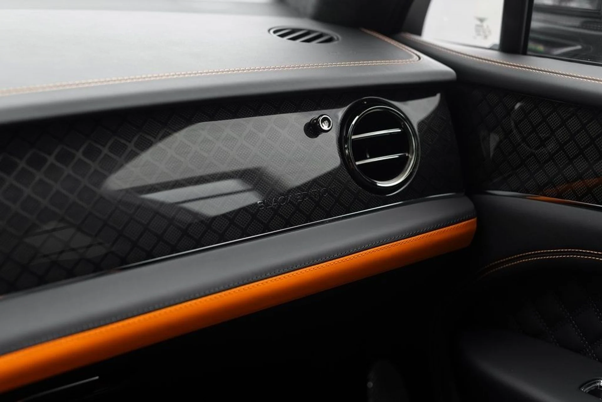 mph015_2939521335_ddb534b7a599934402fa169e12ecb6ebx_c47ab7cb06