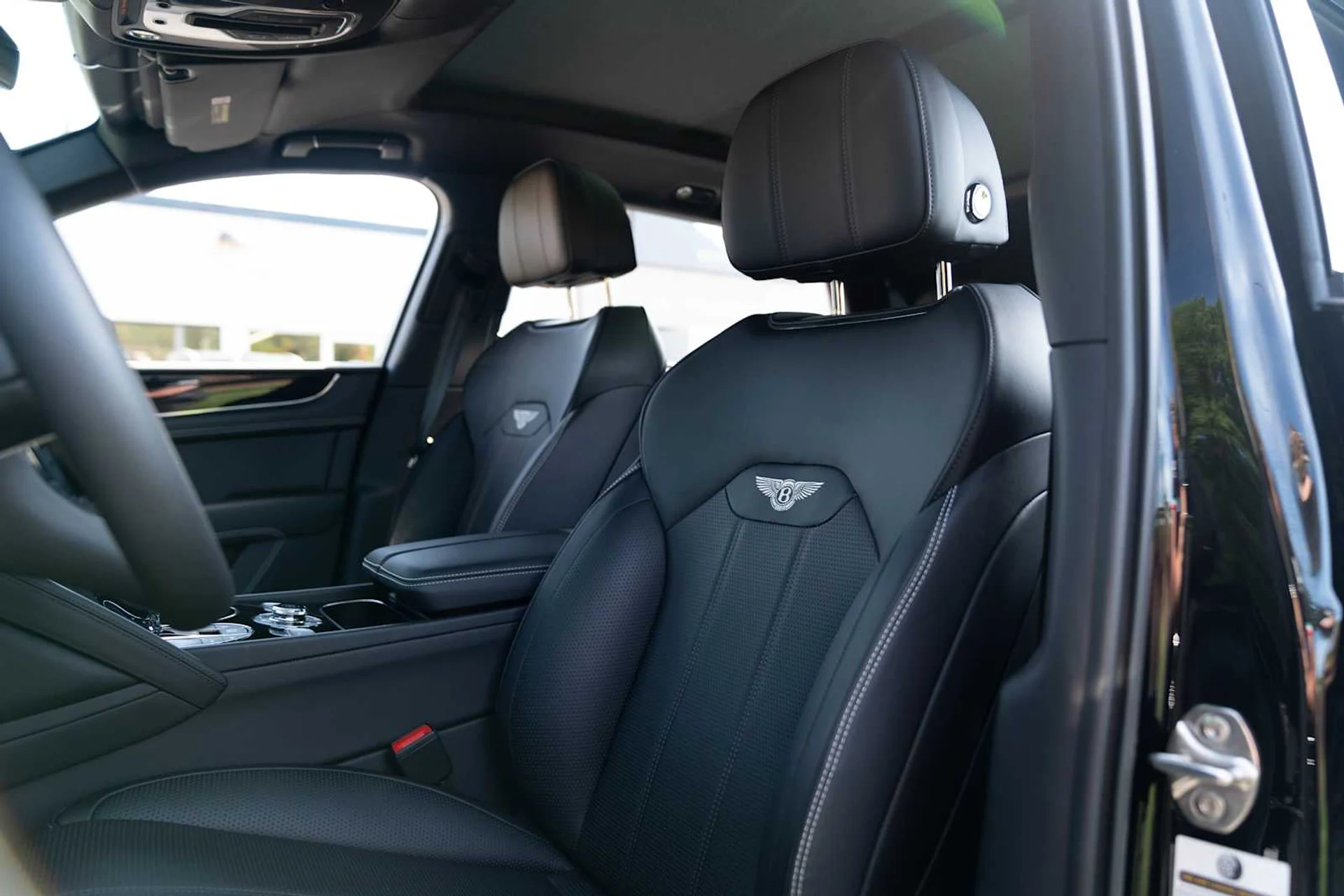 mph015_2940400937_29f45954098dd5aa70ea6402694afcd3x_2d4bd4a04f