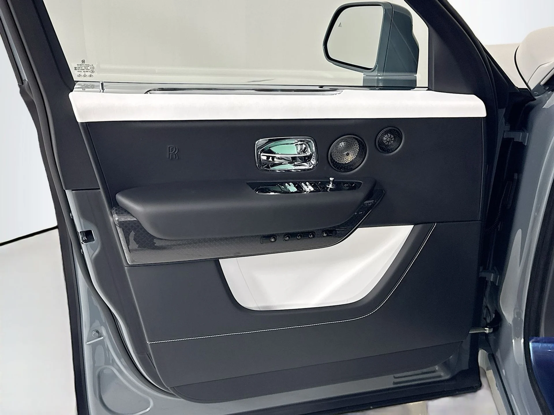 mph015_2945561101_9cf580ffa8171e48e5e1fbb1f4abf20ax_19cbd0fdb3