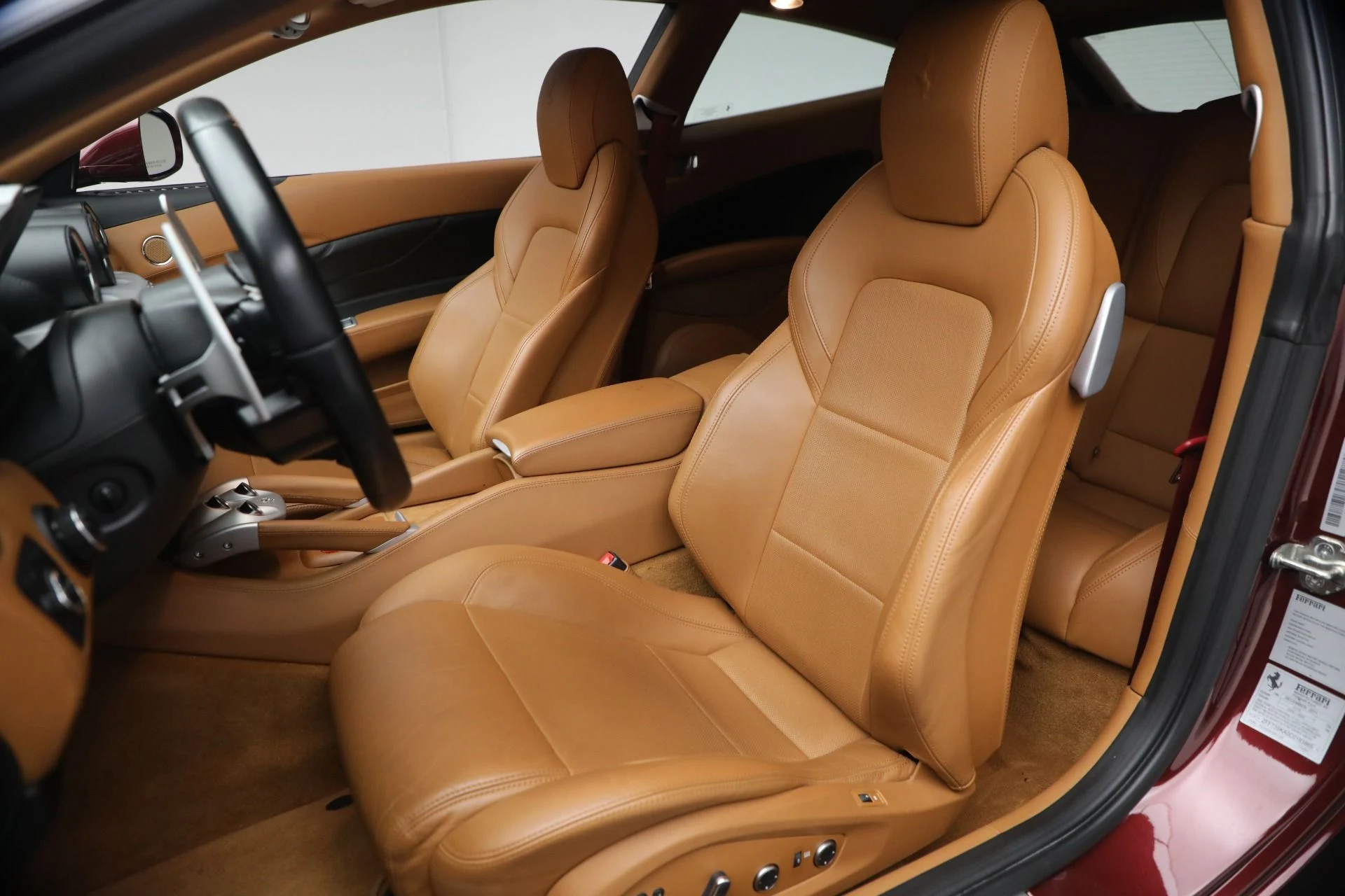 mph015_2948701380_Used_2012_Ferrari_FF_1765920429_1ce16ba57a