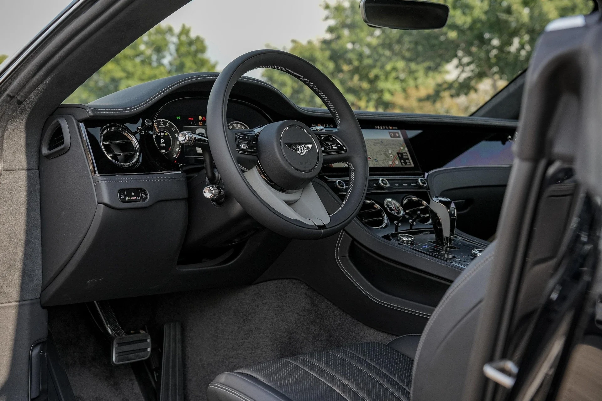 mph015_2950877481_Hi_Tech_Luxury_Imports_LLC_SCBCP_2_ZG_5_TC_023736_image_15_074c5bf2cf