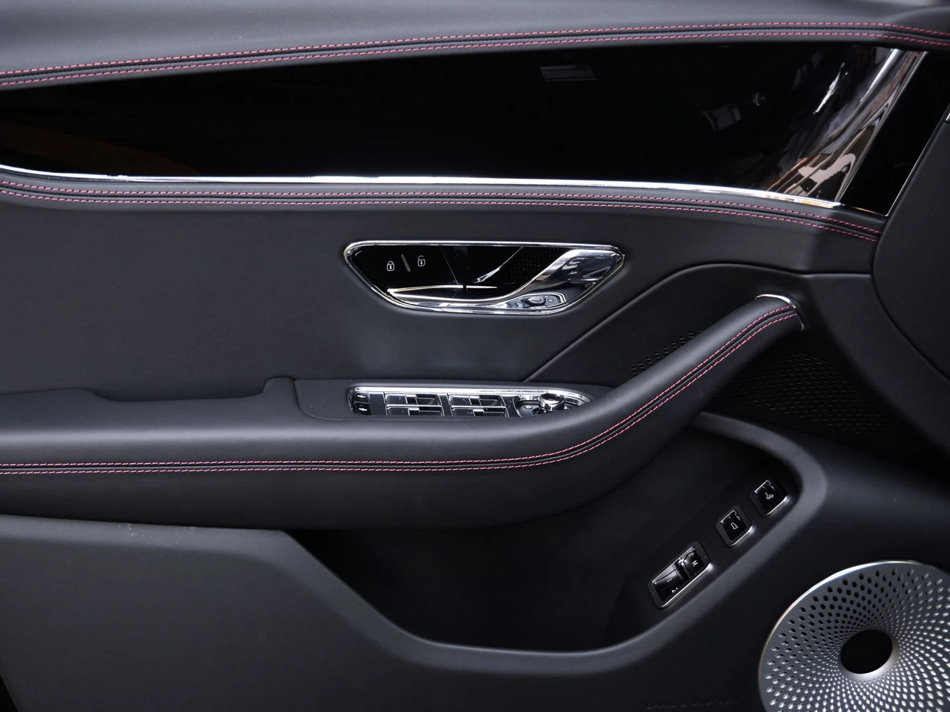 mph015_2955102238_3cf6ad129e51b3b6e696122996f3e48bx_20afe98ab0