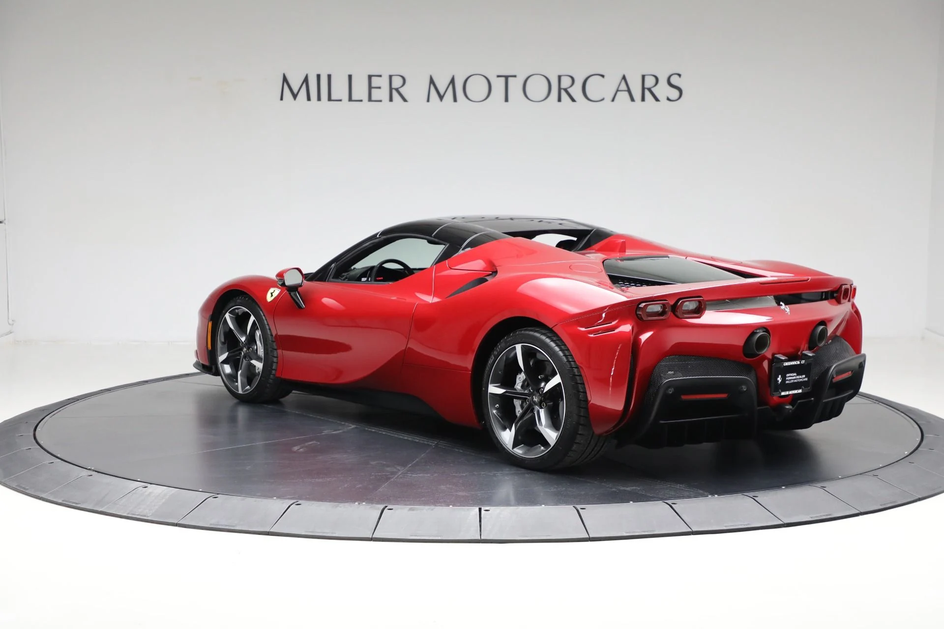 mph015_2958774975_Used_2024_Ferrari_SF_90_Spider_1737993518_140e32a01e