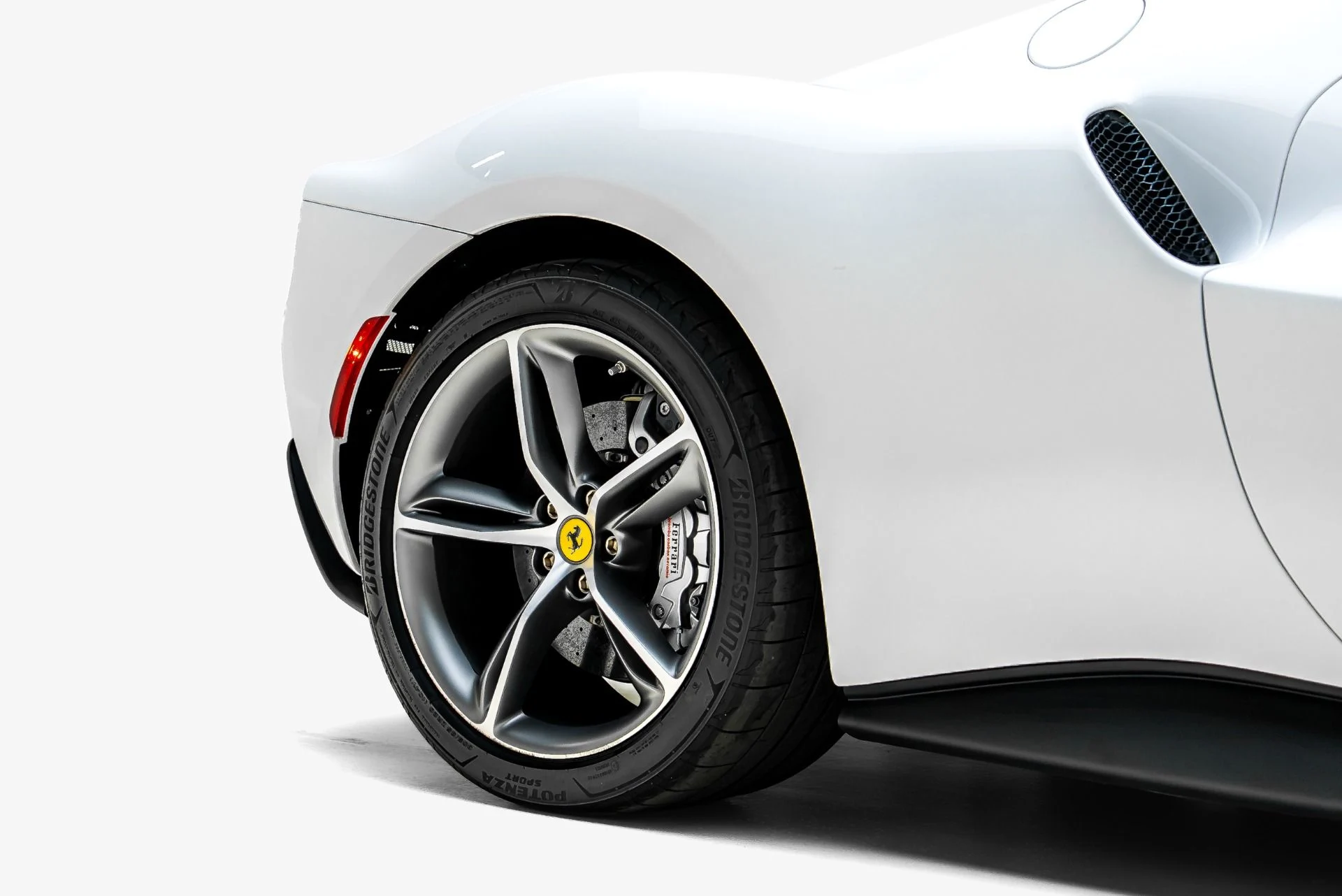 mph015_2962008613_Used_2024_Ferrari_296_GTB_1784245419_1aa3951566
