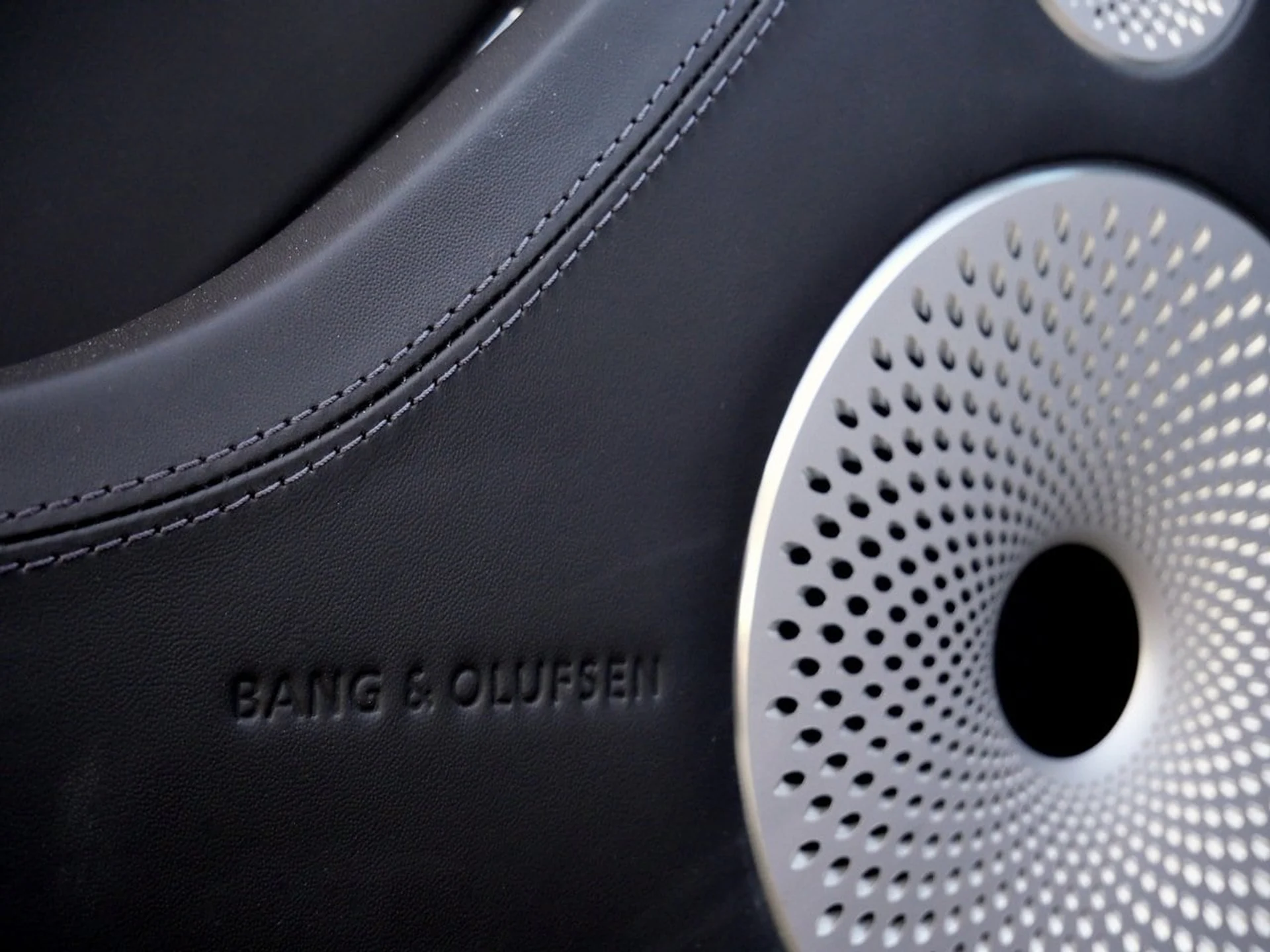 mph015_2962088752_865f3ea13c0c17be64775f002d91a051x_5c6c9cfbb1