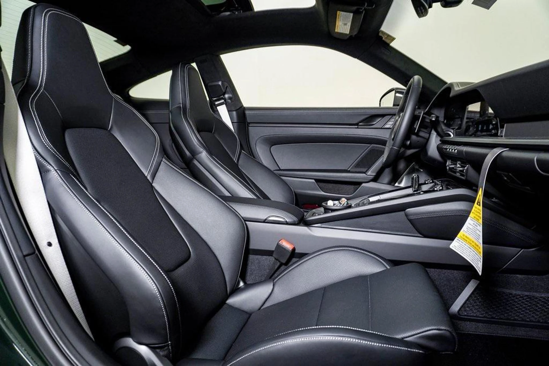 mph015_2973069030_yw_EN_7r_6_No77j8_Hy_Fpzck_Ls5n_YI_4c7e55df3e