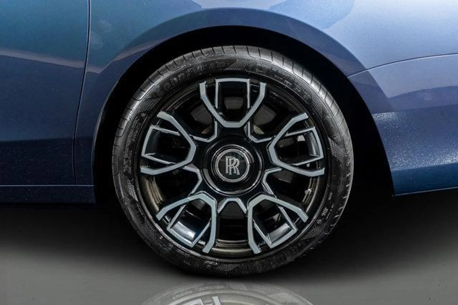 mph015_2973657693_UM_U_Wc_Q_Xcrf_D_Dkh611_Qq_Mz_r_Ajk_42c5e72795