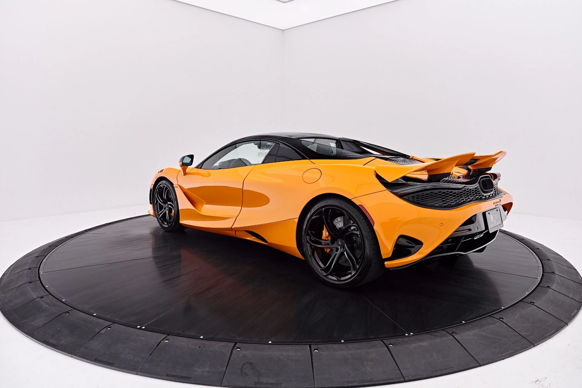 mph015_2980203562_Used_2025_Mc_Laren_750_S_1786993649_5f8312513c
