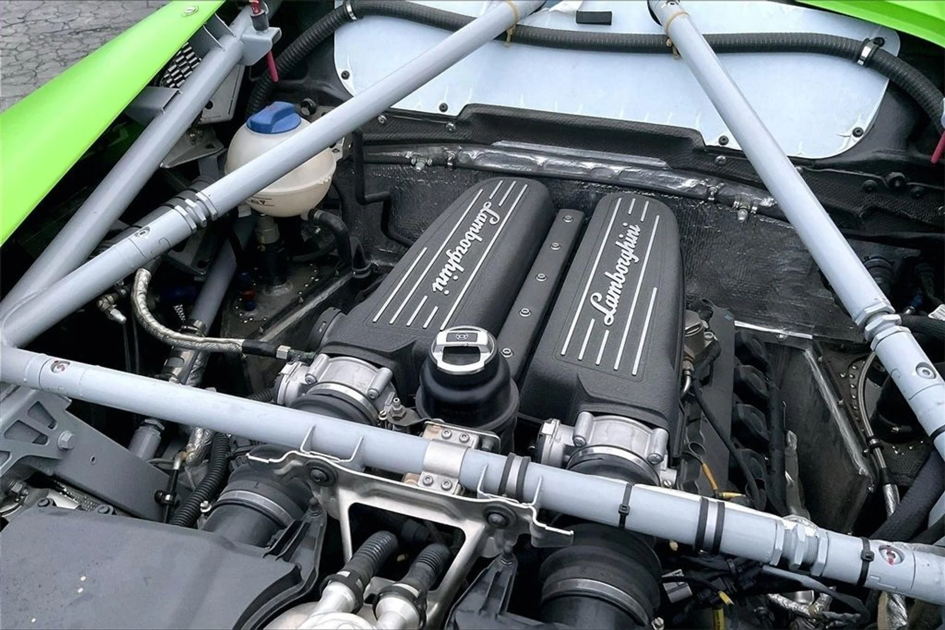 mph015_2981165853_732e5580d8ade469ba12d7bf5b75bb9bx_8d7688adde