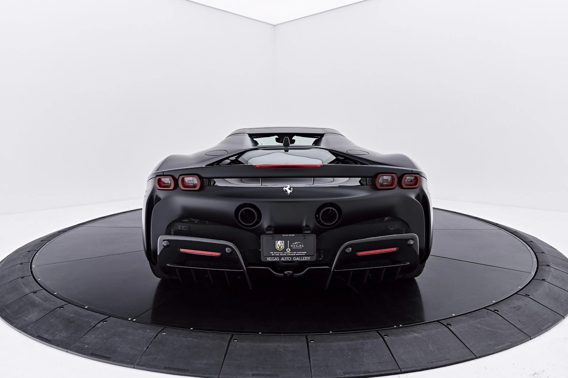 mph015_2982328555_Used_2024_Ferrari_SF_90_Spider_Base_1785519974_c141087a18