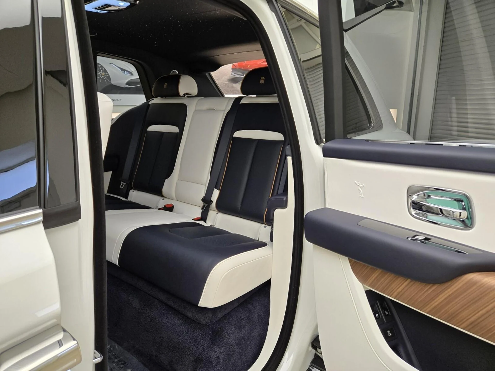 mph015_2988431870_New_2026_Rolls_Royce_Cullinan_1776403041_82f2e44d91