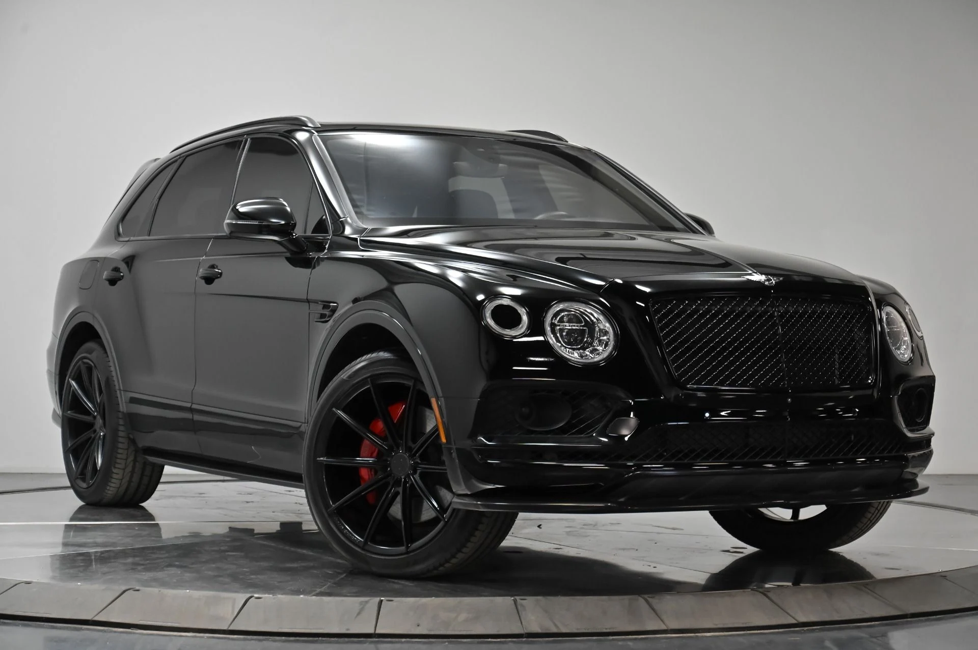 mph015_3004020969_Used_2018_Bentley_Bentayga_W12_1759788100_f937d29791
