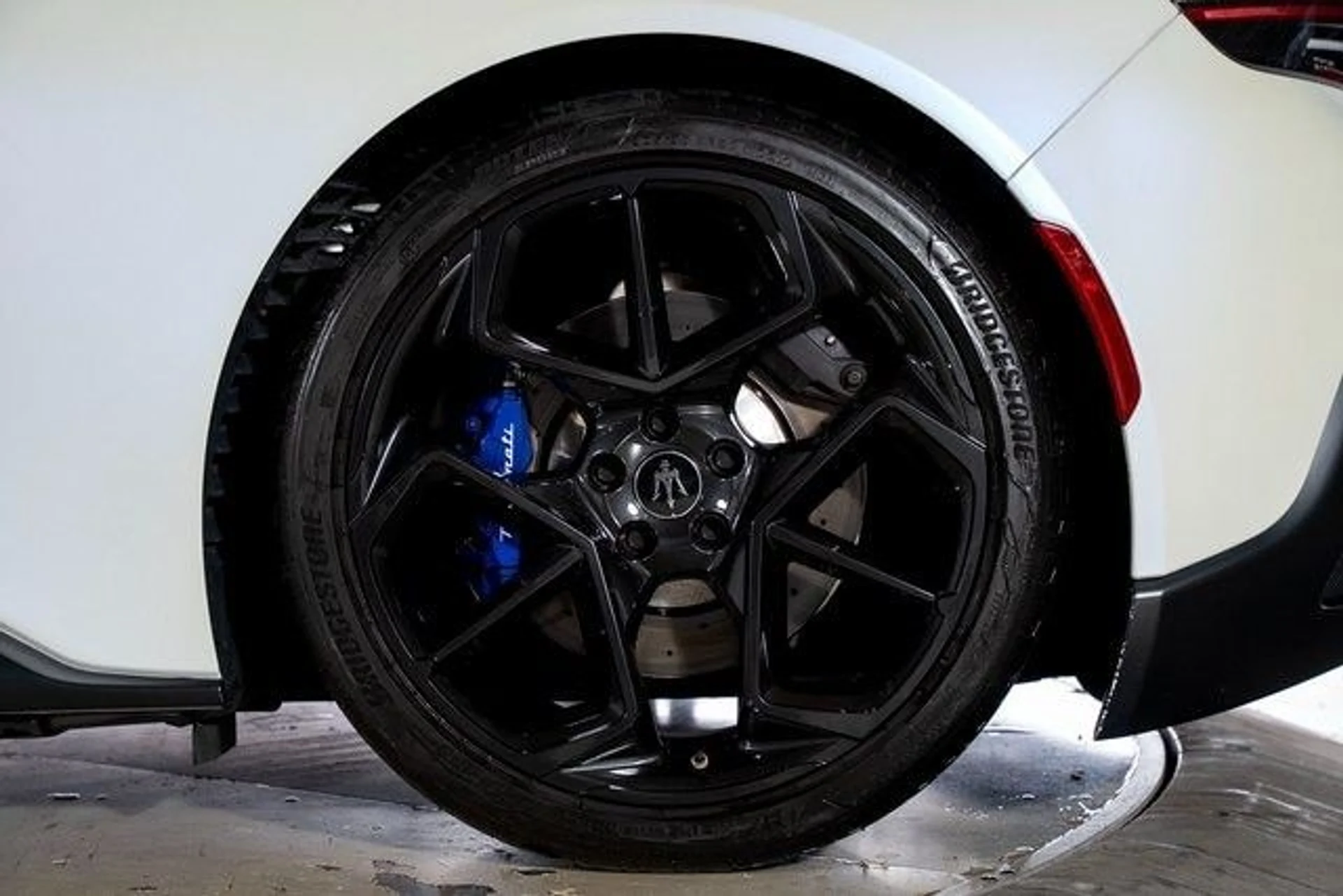 mph015_3007091436_d4eda9487264f3bff621adc1496fa43ex_fad6a6bf52