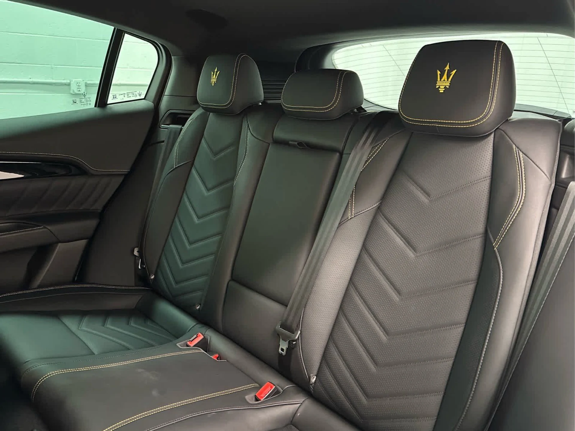 mph015_3007624041_b8c6d860ef9d1f128800ee71faabd33c_b08a42629a