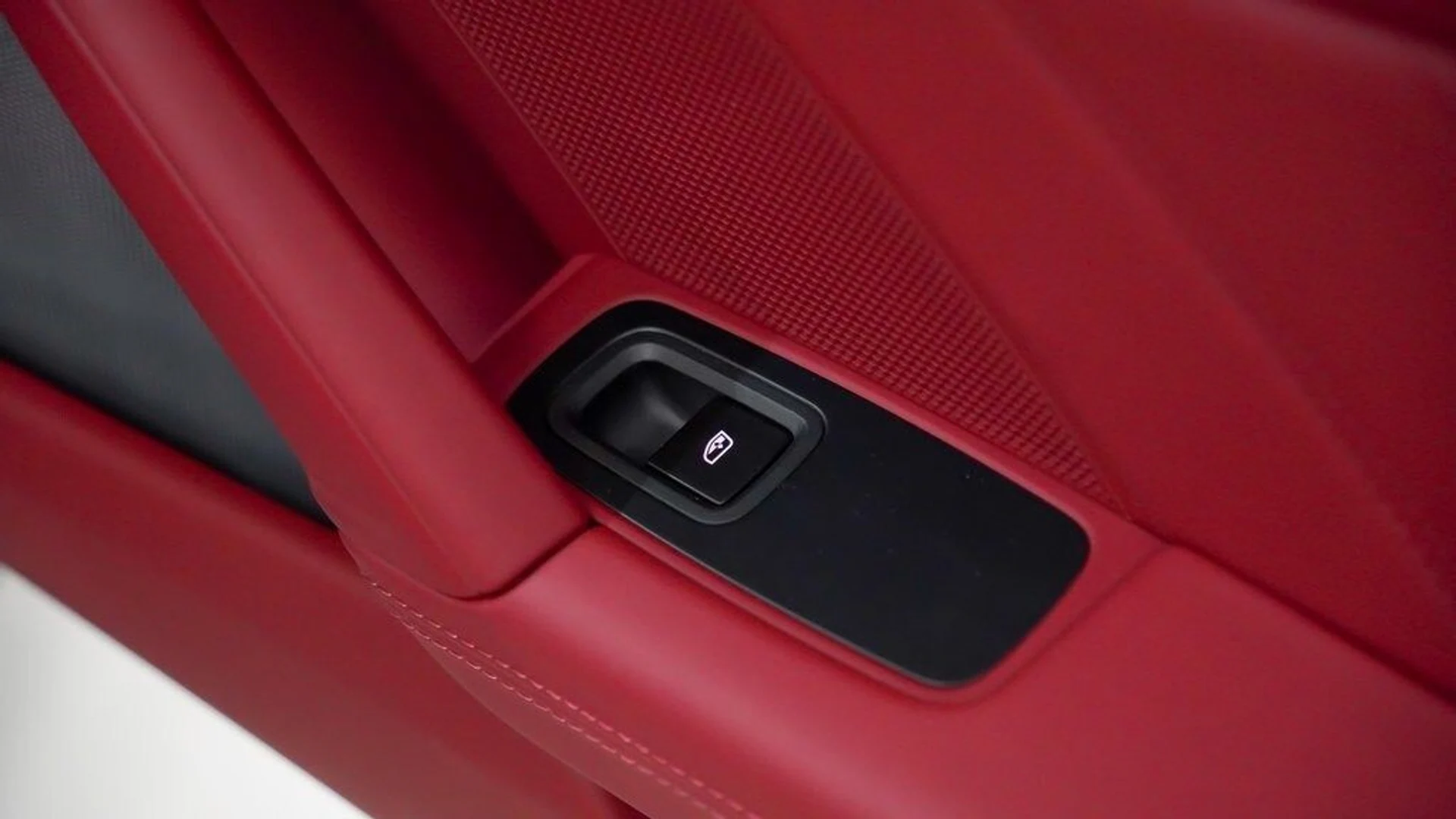 mph015_3012128234_b740d9d64f940b75d68e111fb8b18e63x_9511ef9a3e