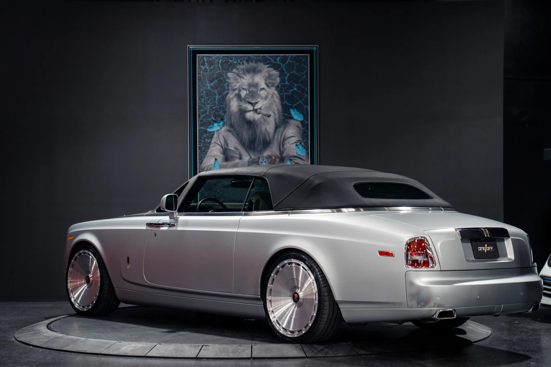 mph015_3022188199_Used_2014_Rolls_Royce_Phantom_Drophead_Coupe_1785564931_1159000184