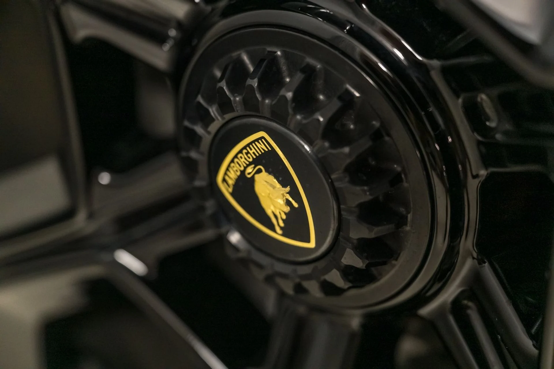 mph015_3026684755_64bd6f98df1e48c4bc0fcf95d990ee7a_68bfcef100