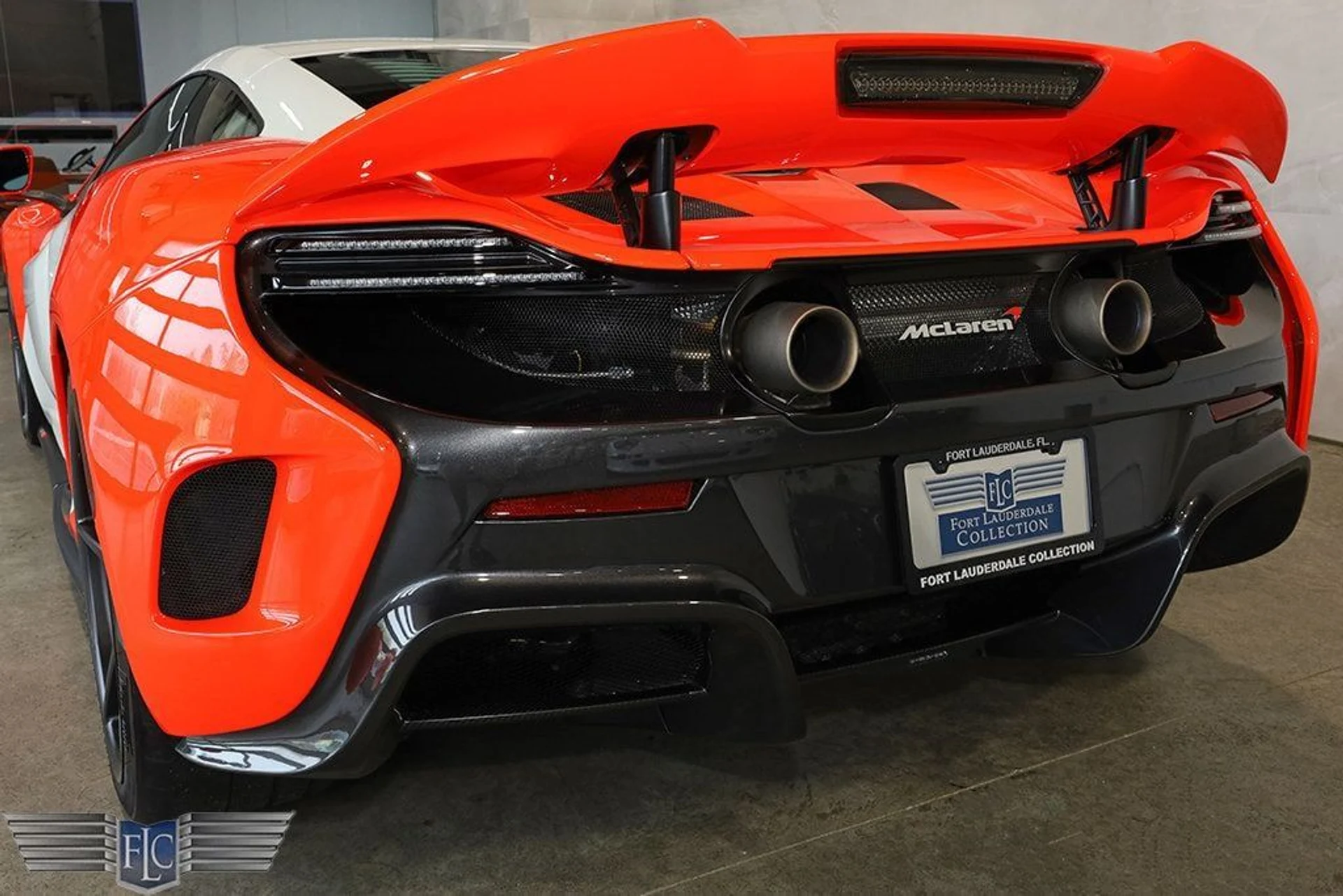mph015_3028007629_used_2016_mclaren_675lt_msocoupe_9689_22917250_16_1024_7b13997d45
