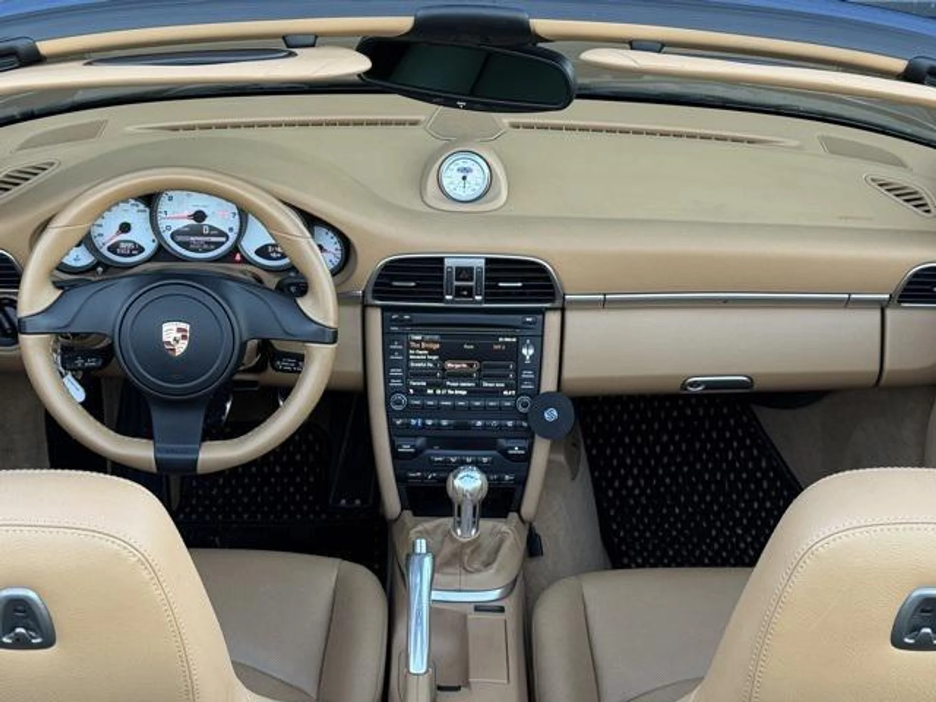 mph015_302913246_YB_7_Jo_Qn_ko8_KM_Bna_Ufwf9_LMEHO_8_a40d6be926