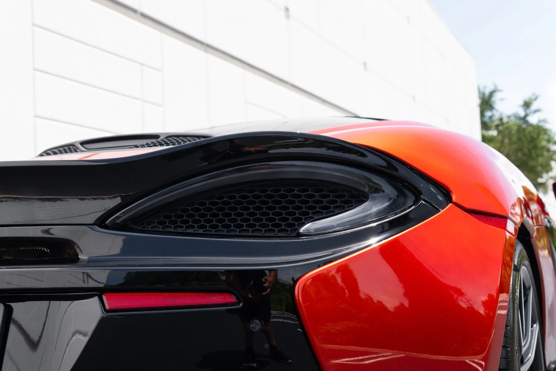 mph015_3029192038_Used_2018_Mc_Laren_570_GT_1778087096_35ae659601