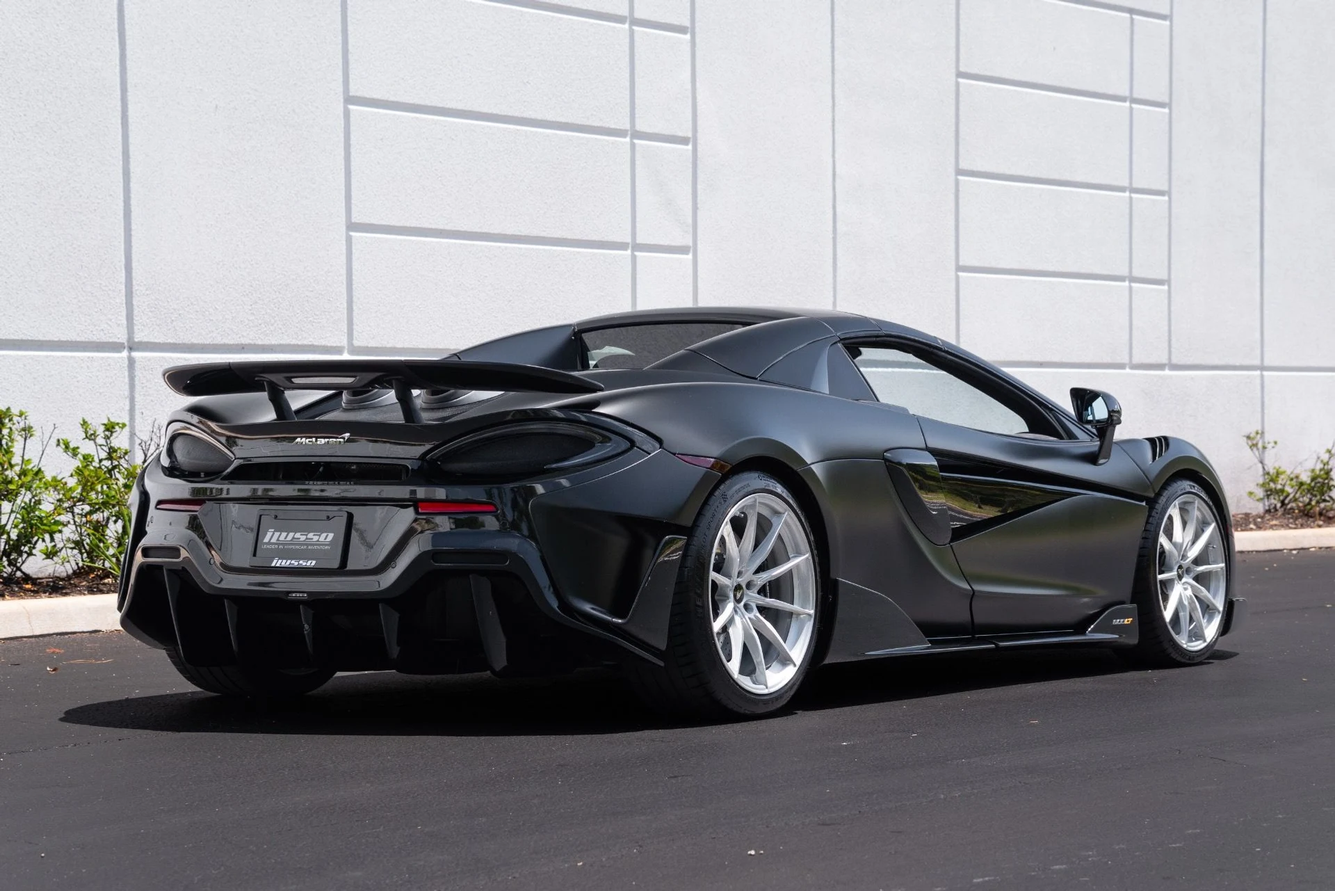 mph015_3029503652_Used_2020_Mc_Laren_600_LT_Spider_1777683244_c7a6d47701