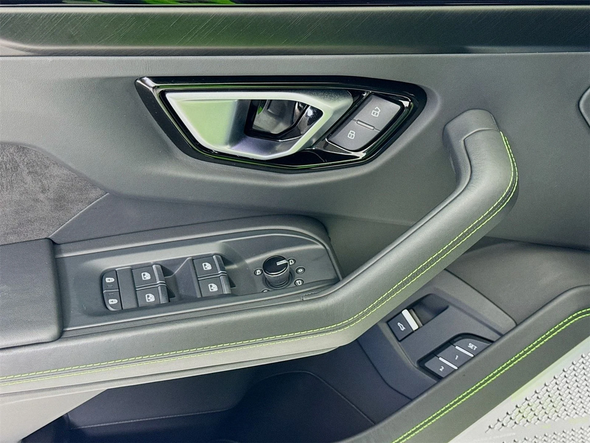 mph015_3031998932_d302f19dfedec245044b156df3f9d972x_089c12cbfd