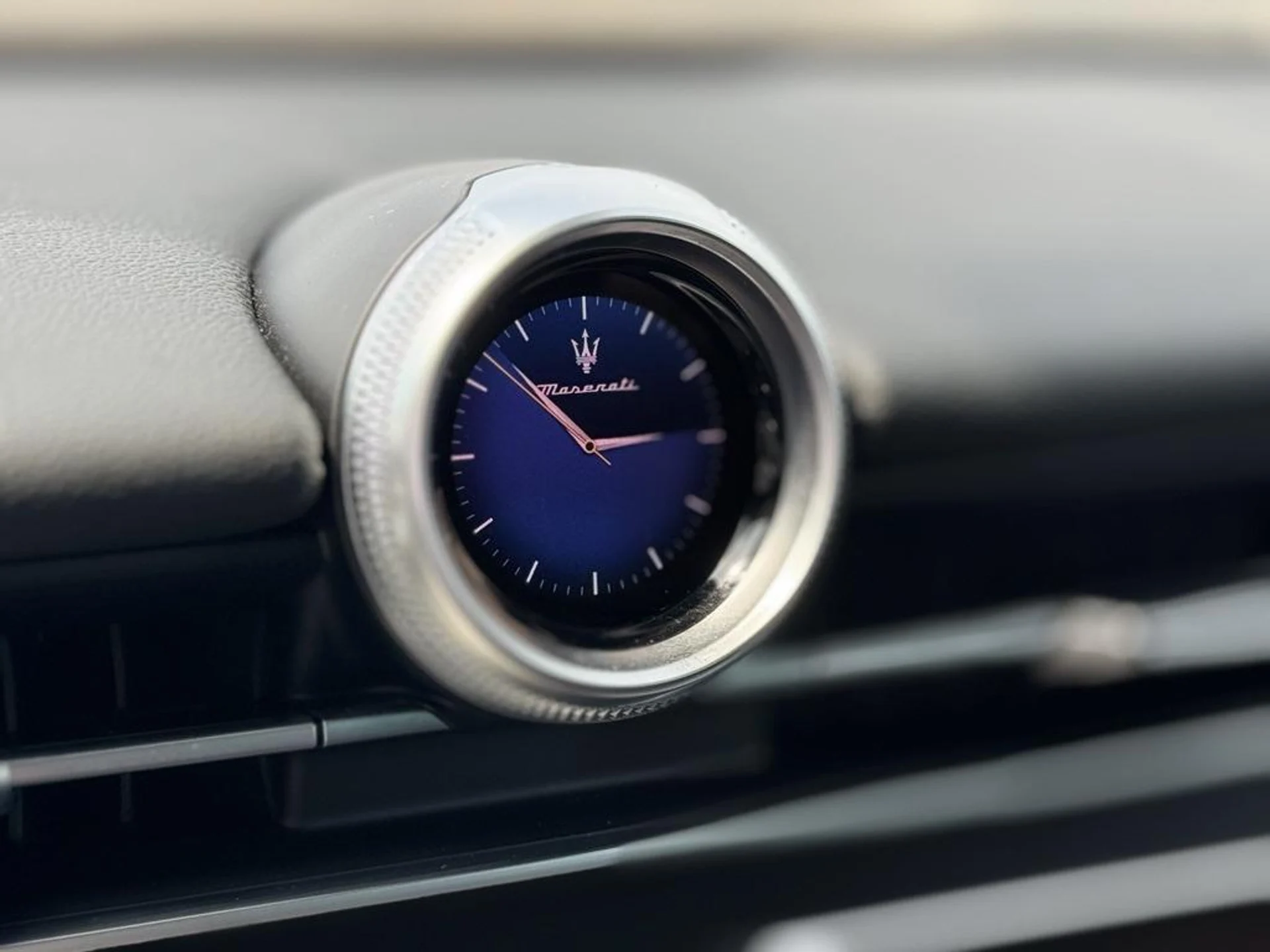 mph015_3035565767_2rm_SC_Qv_Sj7_Bwq_Fg_Bi_Kp_18_U_Frw_E_4cb0e6d0df