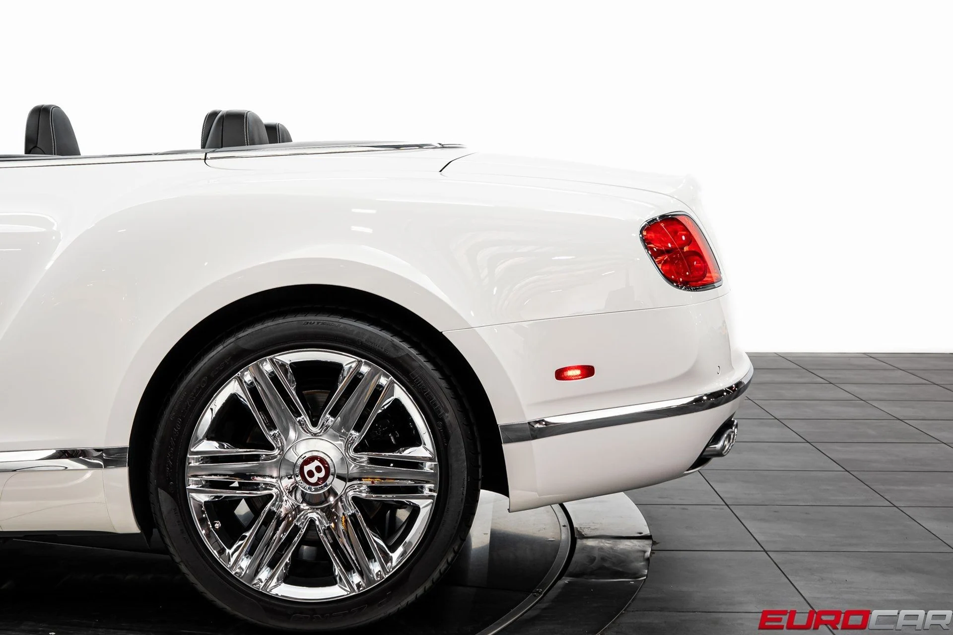 mph015_3038249810_image_16_4112ea0887