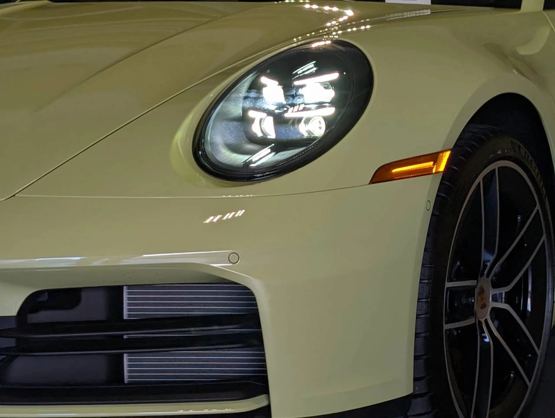 mph015_3039389489_d40b3d037aa96a595575875d63c34a57x_d64086dcb9