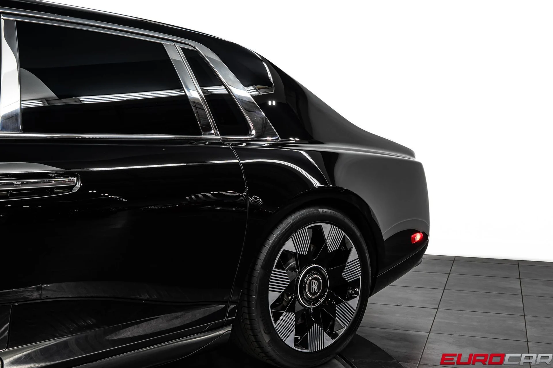 mph015_3041473917_a527f1c0_b488_4c2f_8996_386973fb70e4_25c14342d1