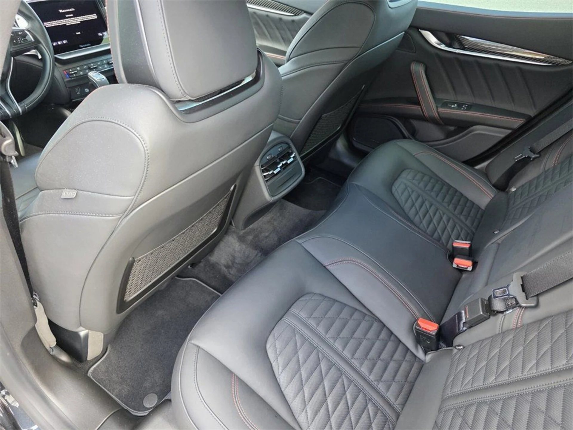 mph015_304394335_b7bcbba8c7b7cf7c0a6e3789015f265f_03d2b5e66f