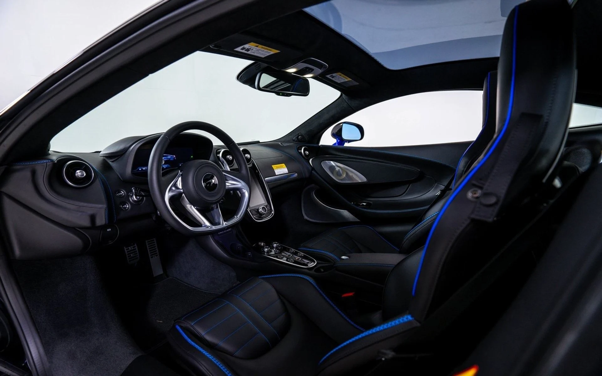 mph015_3044220622_02b2393ac0f93a27692a08f763299ce5x_861c2646b0