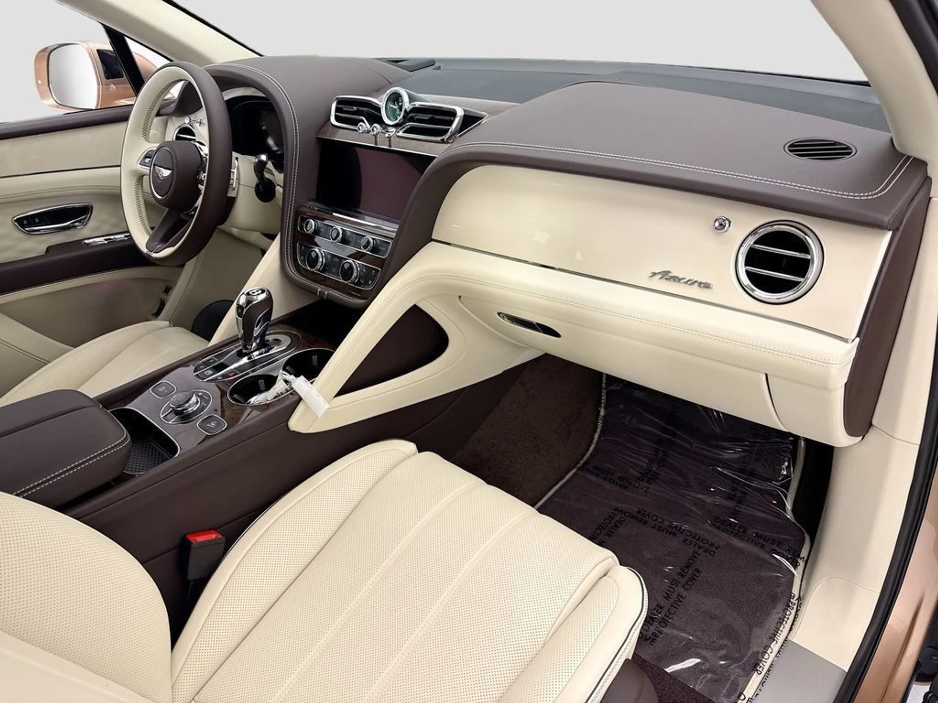 mph015_3049919853_new_2026_bentley_bentayga_8119_23010475_16_1024_00c9d64cb2