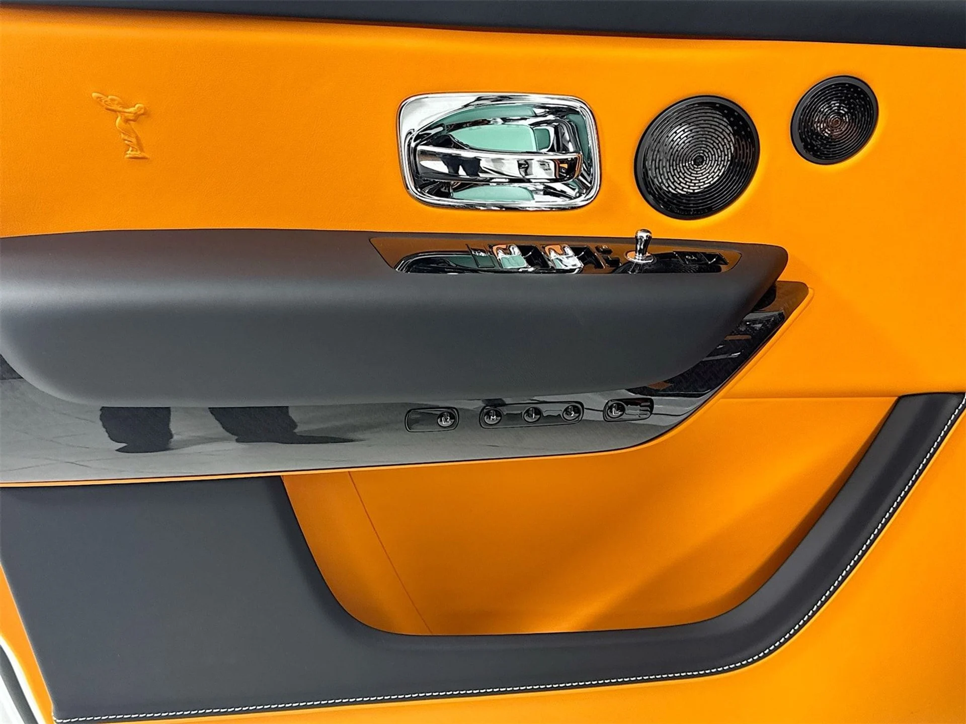 mph015_3053276411_62afcd6e8f366da4ed4d7351a77ad48cx_5214b54958