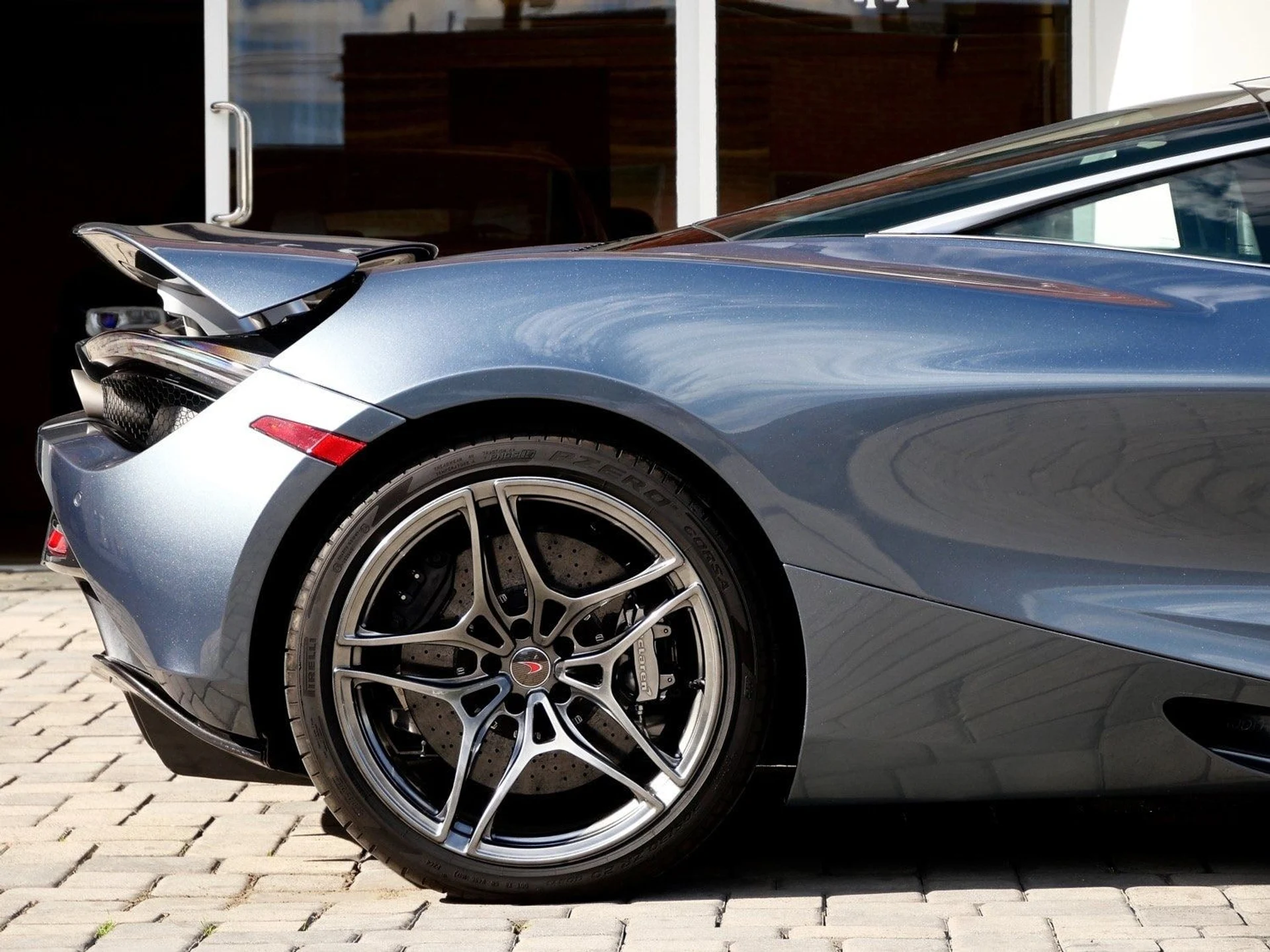 mph015_3054413672_97ba076e47289581314efb15607f46cax_0ce108ff81