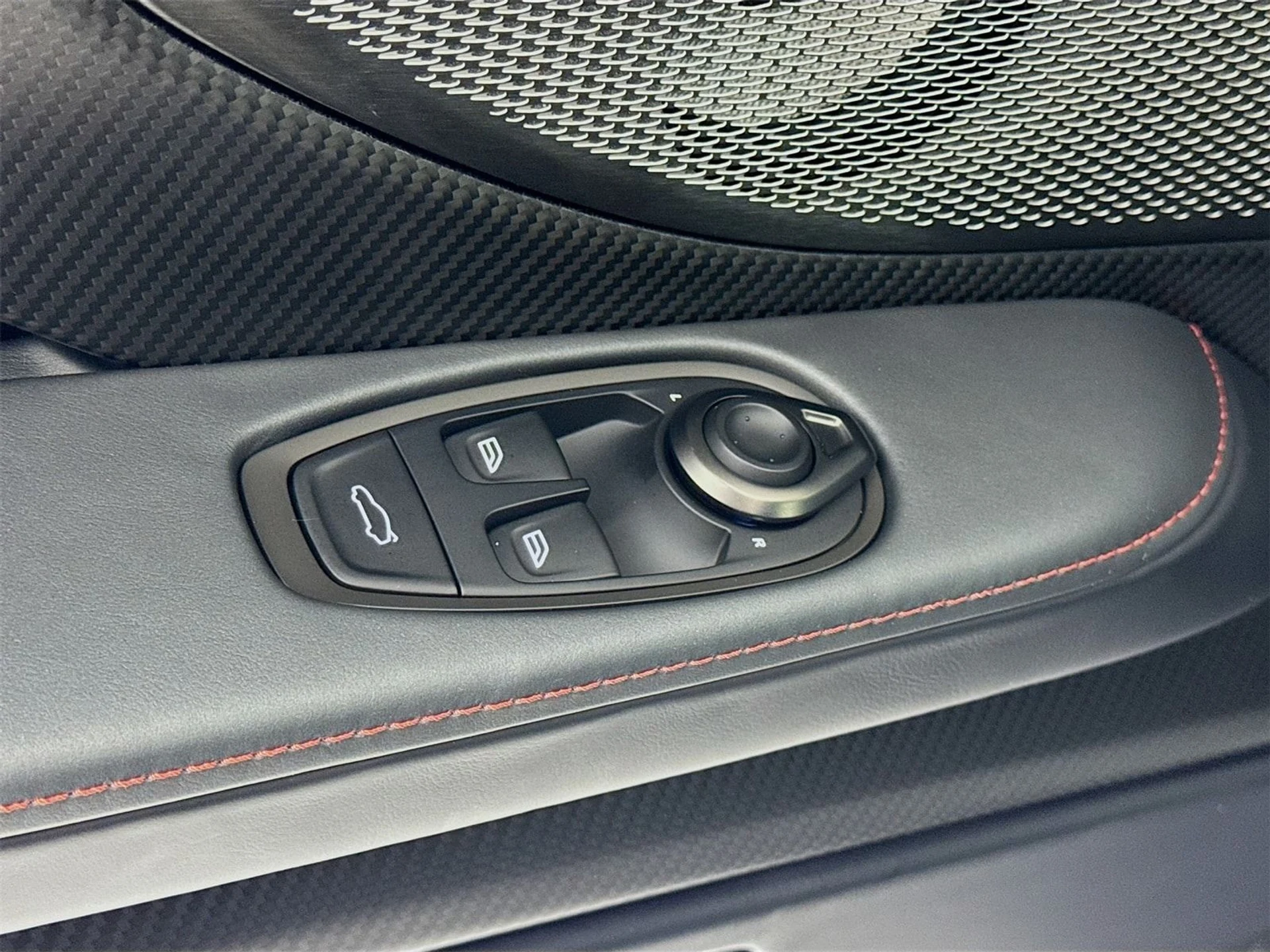 mph015_3059547306_8b4d1b765596cd5433fac20368610e9ex_4a664c8f4c